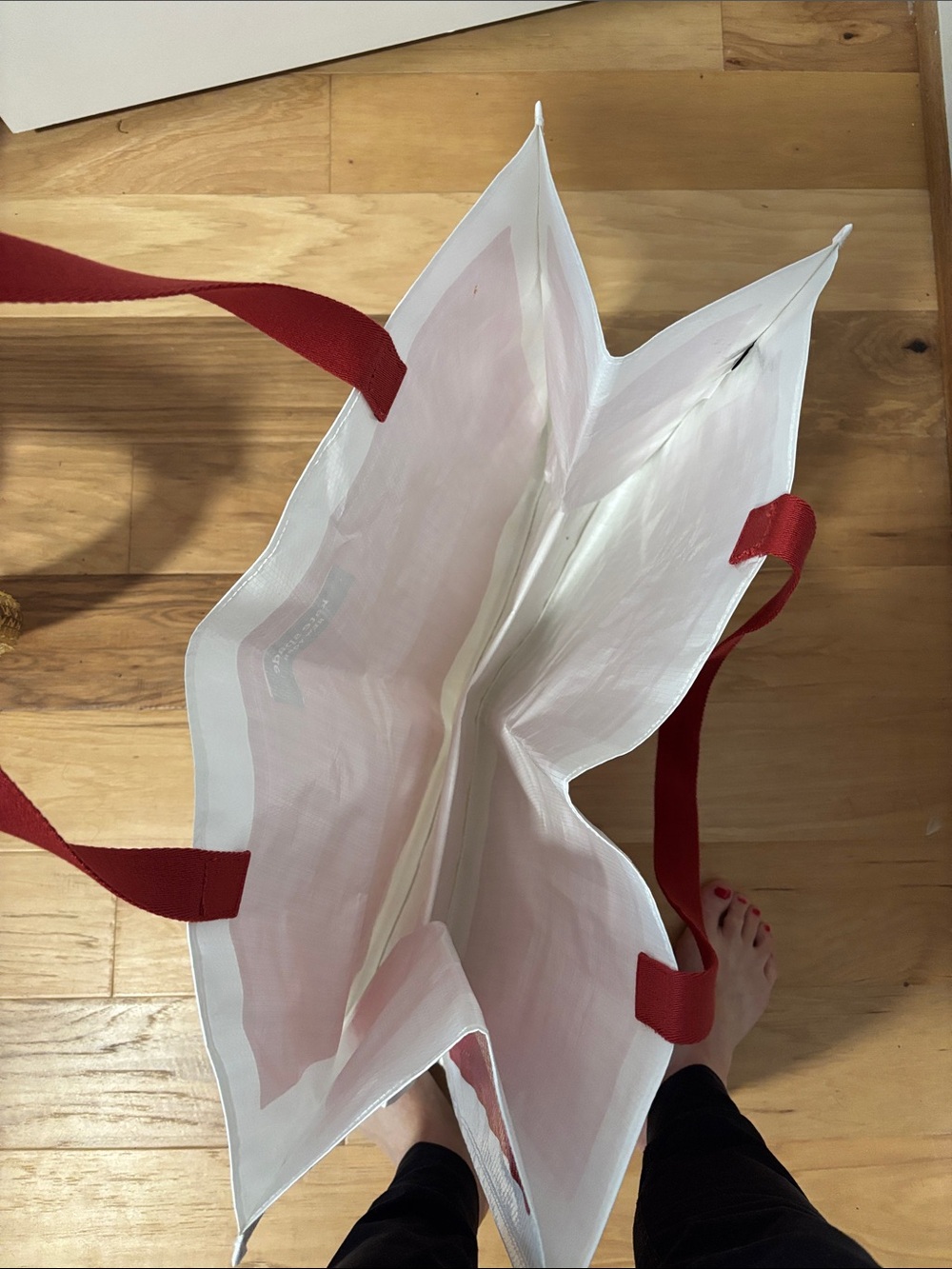 Kate Spade x target Red and White Reusable Tote Bag set of 2 - Picture 4 of 10